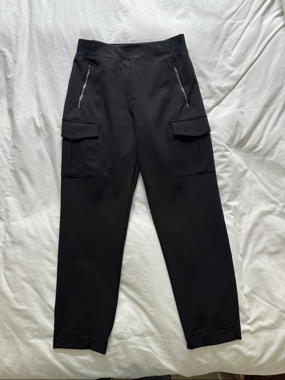 Athleta Endless High Rise Cargo Pants with Zip Pockets